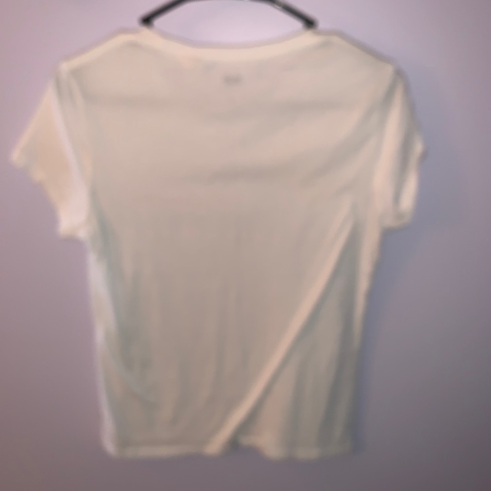 Levi’s Tee - Picture 3 of 3